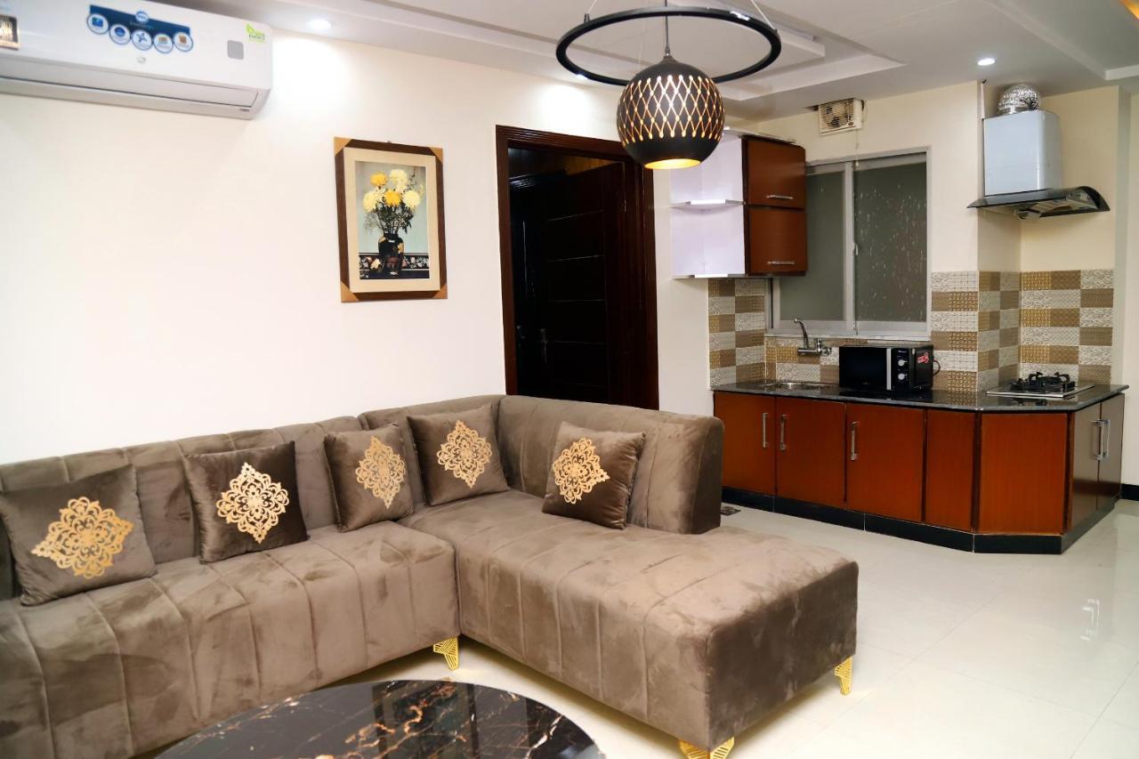 Adara suites Lahore Exterior foto